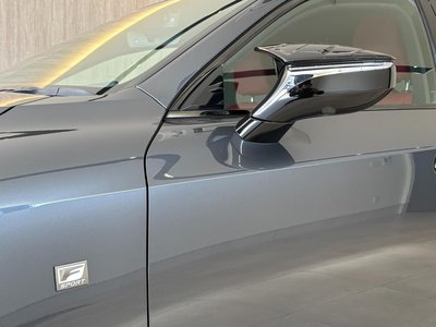 صورة مصغرة 25 لـ 2021 Lexus IS