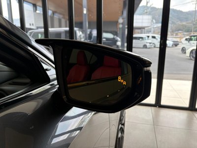 صورة مصغرة 12 لـ 2021 Lexus IS