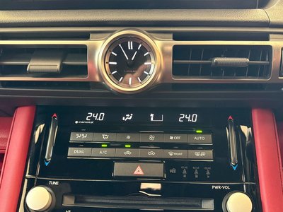 صورة مصغرة 78 لـ 2021 Lexus IS