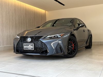 LEXUS IS - 1