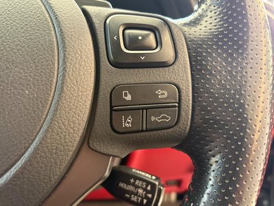 صورة مصغرة 72 لـ 2021 Lexus IS