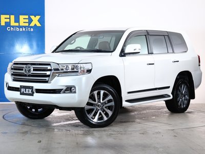 TOYOTA LAND CRUISER 200 - 1