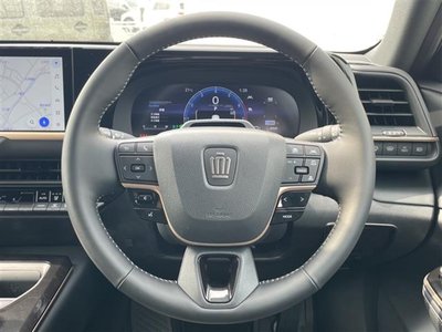 TOYOTA CROWN SPORT - 3