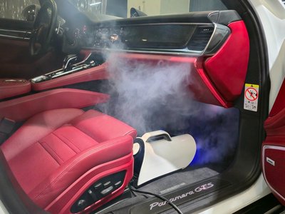 PORSCHE PANAMERA - 3