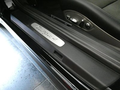 صورة مصغرة 61 لـ 2017 Porsche 911