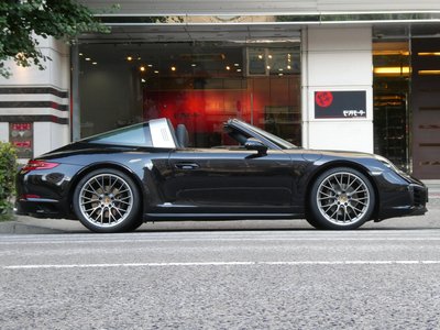 صورة 4 لـ 2017 Porsche 911