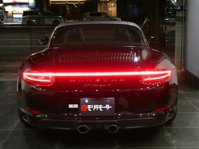 صورة 6 لـ 2017 Porsche 911