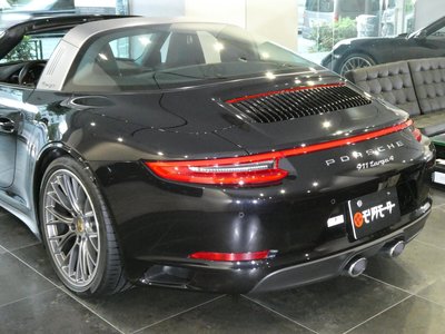 صورة مصغرة 19 لـ 2017 Porsche 911
