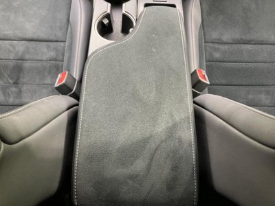 صورة مصغرة 31 لـ 2024 Lexus IS
