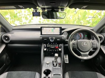 صورة مصغرة 23 لـ 2024 Lexus IS