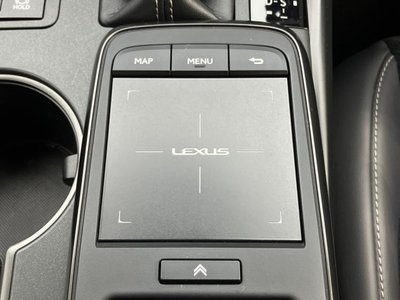 صورة مصغرة 34 لـ 2024 Lexus IS