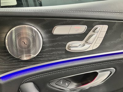 MERCEDES-BENZ E-CLASS - 7