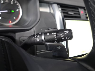 2023 LAND Rover DISCOVERY — миниатюра 28