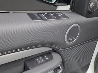 2023 LAND Rover DISCOVERY — миниатюра 29