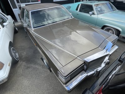 CADILLAC BROUGHAM - 8