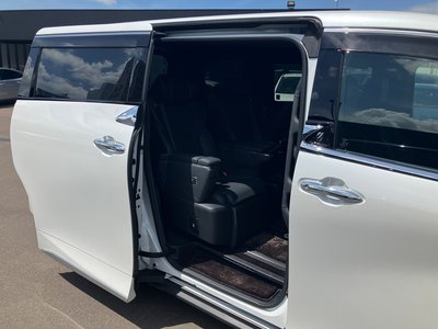 2023 Toyota ALPHARD thumbnail 17