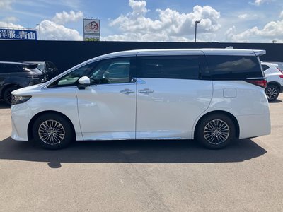 صورة 8 لـ 2023 Toyota ALPHARD