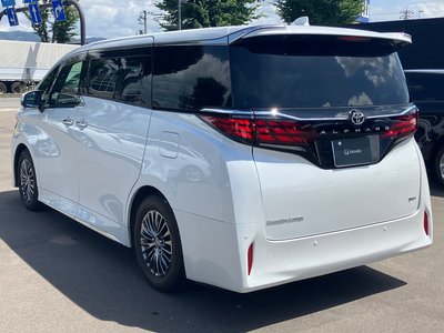 صورة 2 لـ 2023 Toyota ALPHARD