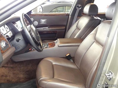 ROLLS-ROYCE GHOST - 10