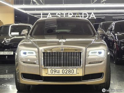 ROLLS-ROYCE GHOST - 1