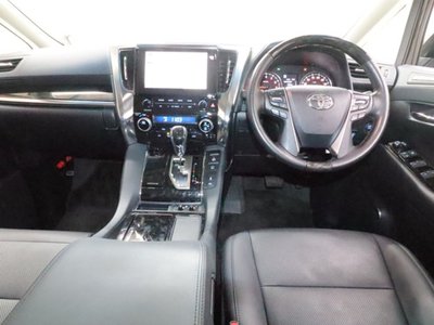 TOYOTA ALPHARD - 4