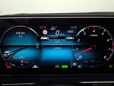 MERCEDES-BENZ GLE - 8