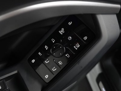 صورة مصغرة 30 لـ 2025 AUDI Q5