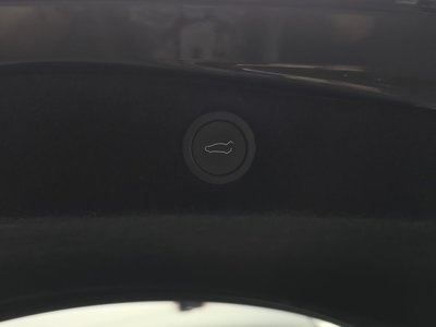 2025 Tesla MODEL 3 thumbnail 30