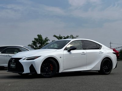 LEXUS IS - 1
