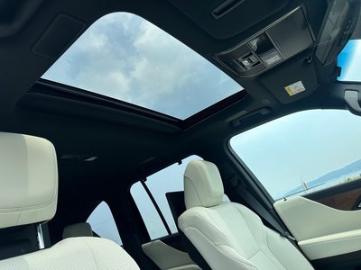 2026 Lexus LX — миниатюра 14