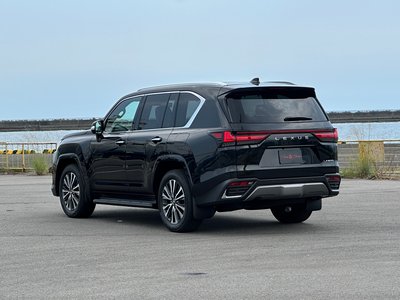 صورة 5 لـ 2026 Lexus LX