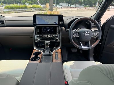 2026 Lexus LX — миниатюра 15