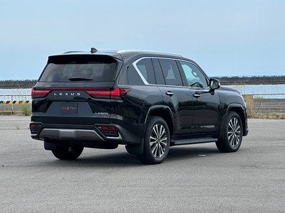 صورة 10 لـ 2026 Lexus LX
