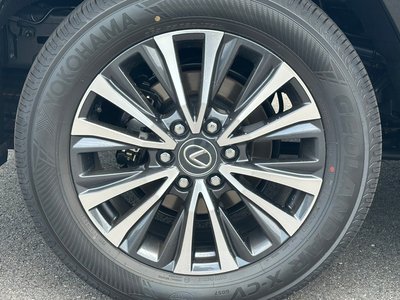 2026 Lexus LX — миниатюра 13