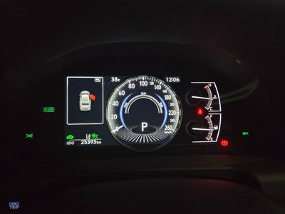 2023 Lexus ES — миниатюра 11