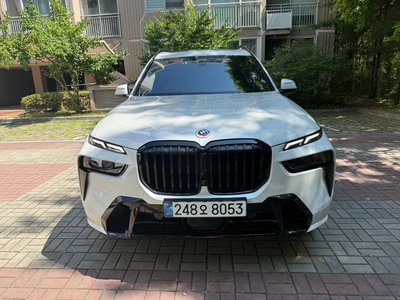 صورة 1 لـ 2024 BMW X7