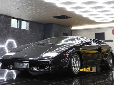 LAMBORGHINI COUNTACH - 6