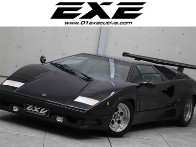 LAMBORGHINI COUNTACH - 1
