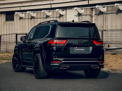 TOYOTA LAND CRUISER 300 - 4