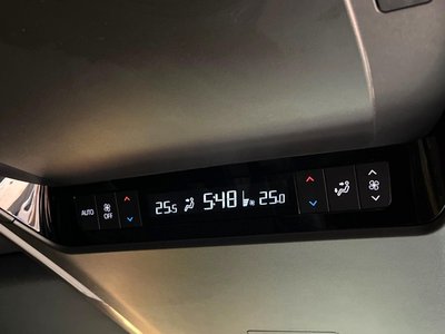 صورة مصغرة 61 لـ 2023 Toyota VELLFIRE