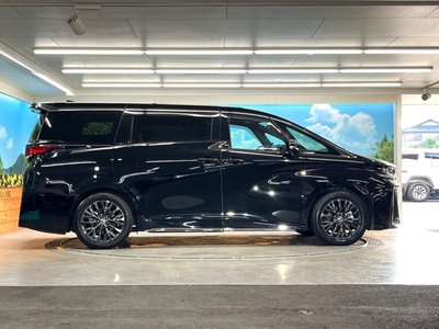 صورة مصغرة 36 لـ 2023 Toyota VELLFIRE