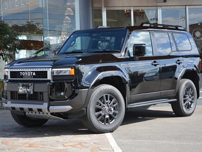 TOYOTA LAND CRUISER 250 - 7