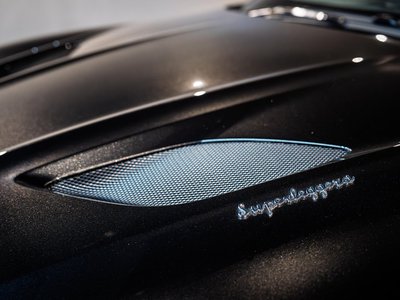 ASTON MARTIN DBS SUPERLEGGERA - 9