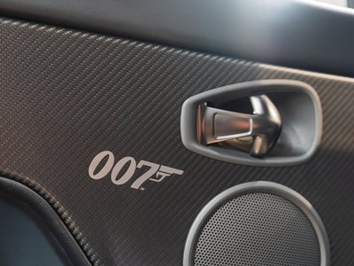 ASTON MARTIN DBS SUPERLEGGERA - 5