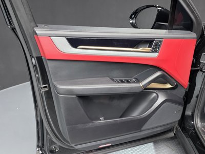 2024 Porsche CAYENNE 缩略图 14