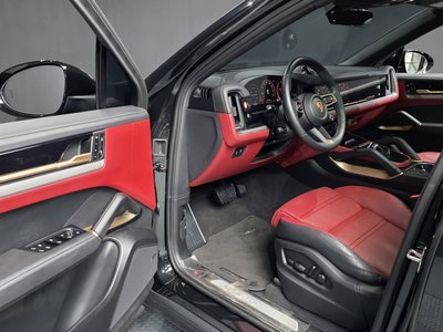 2024 Porsche CAYENNE 缩略图 13