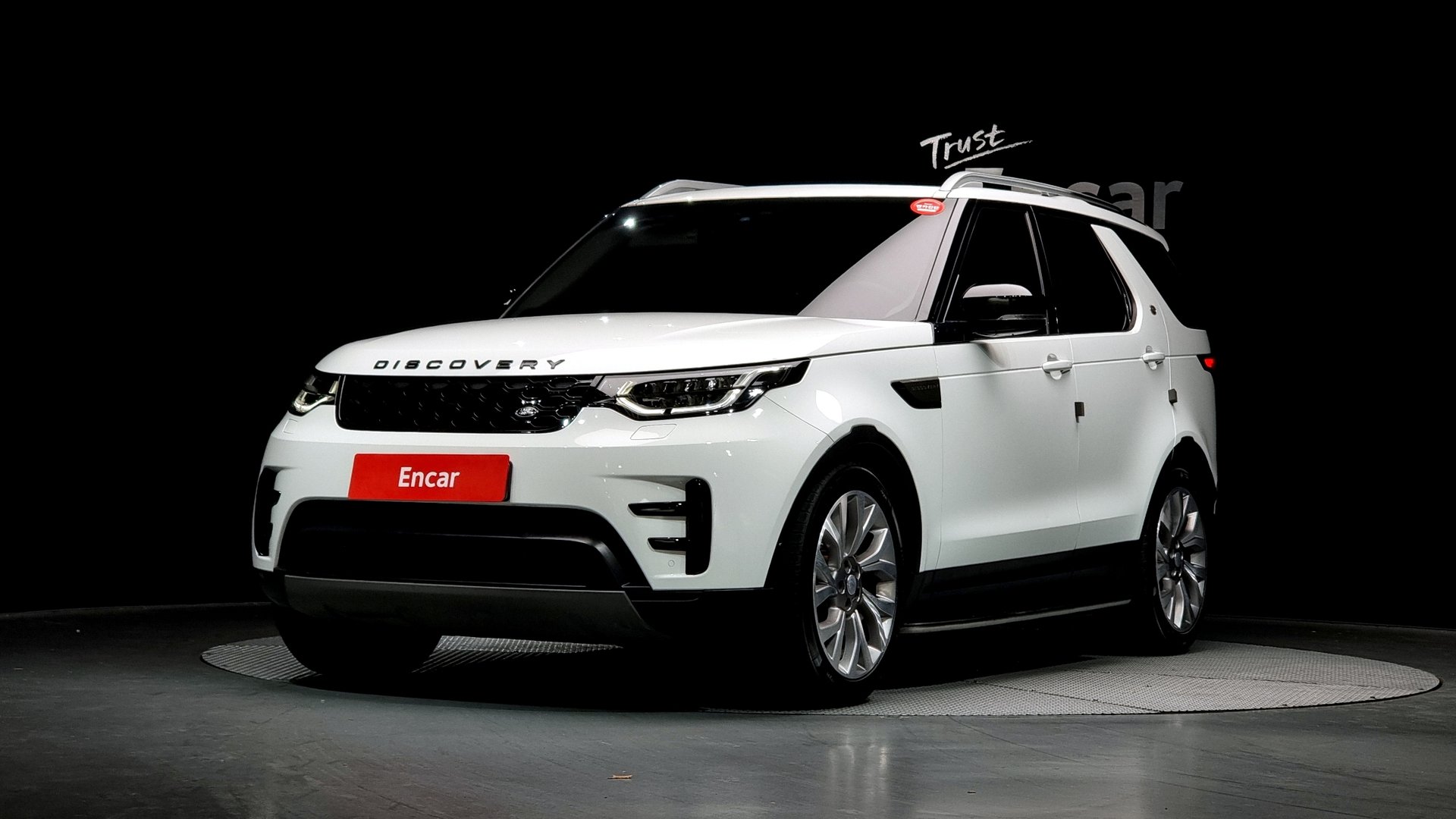 LAND ROVER DISCOVERY - View 1