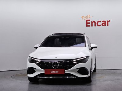 MERCEDES-BENZ EQE - 2