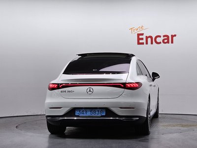 MERCEDES-BENZ EQE - 4