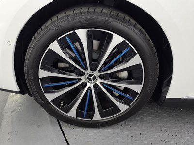 MERCEDES-BENZ EQE - 6